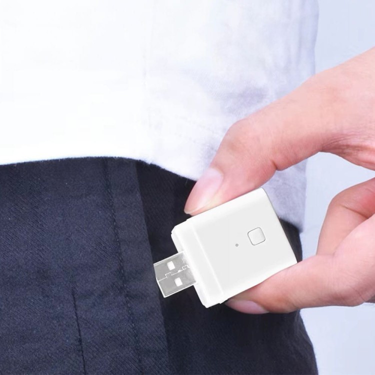 Inteligentny Mini Przełącznik adapter USB 3 porty 5-12V WiFi TUYA