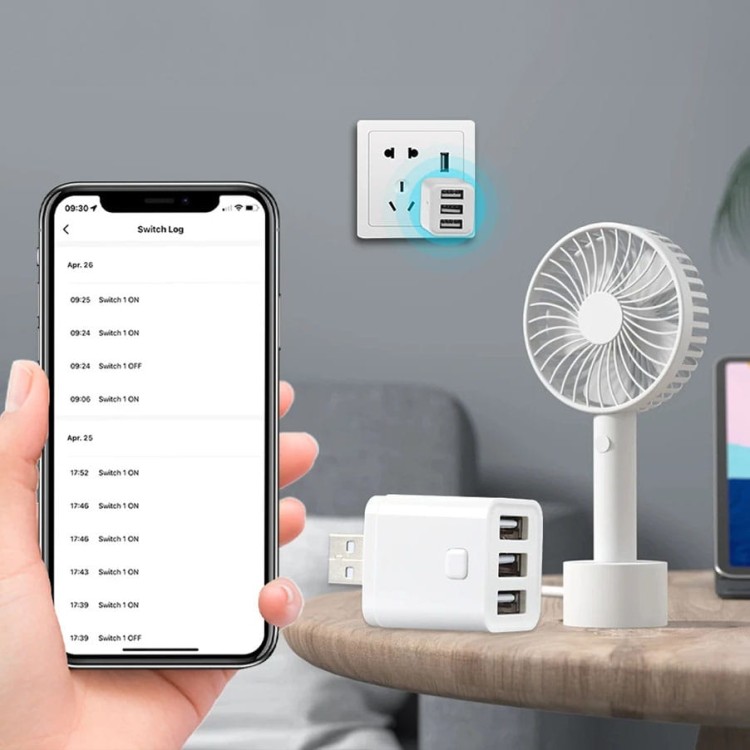 Inteligentny Mini Przełącznik adapter USB 3 porty 5-12V WiFi TUYA