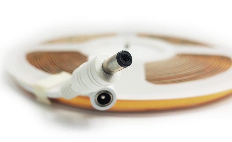 PSMART Taśma LED COB Freecut 12V WW 3000K IP20 8mm 528led/m 10 Metrów